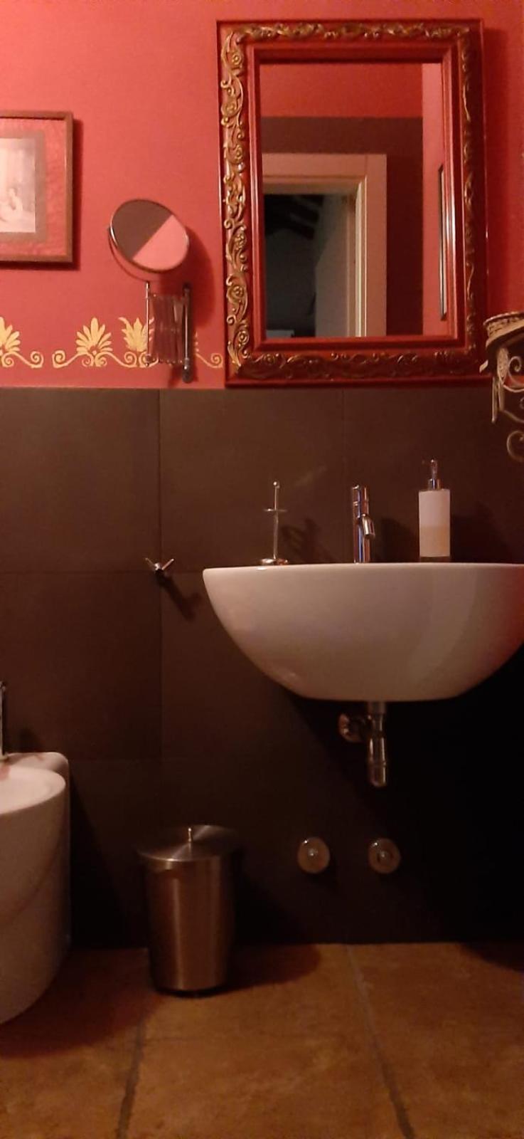 B&B Abracadabra Ghibullo Eksteriør bilde